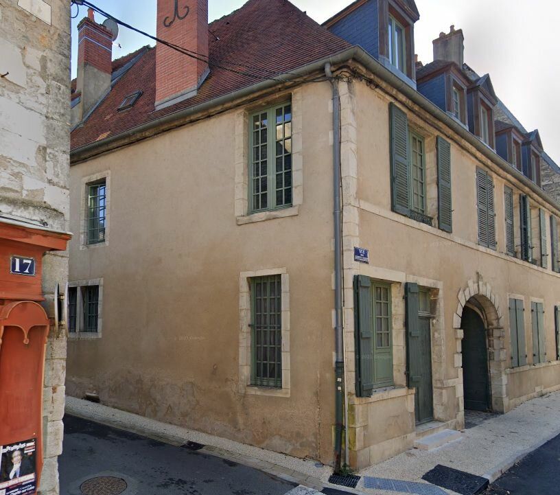 Appartement à vendre 2 m2 à La Charité-sur-Loire vignette-1