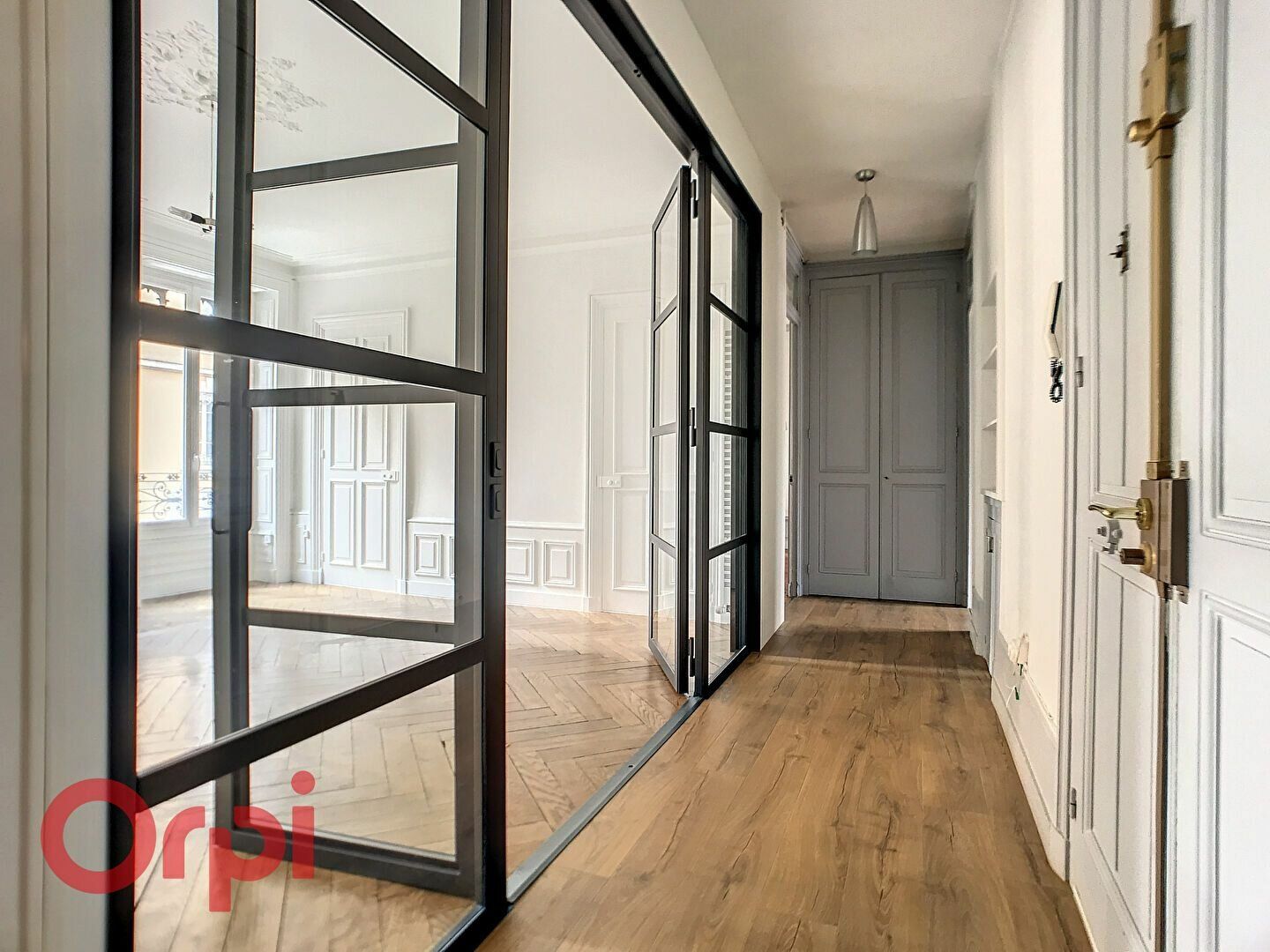 Appartement à vendre 4 99m2 à Villefranche-sur-Saône vignette-2