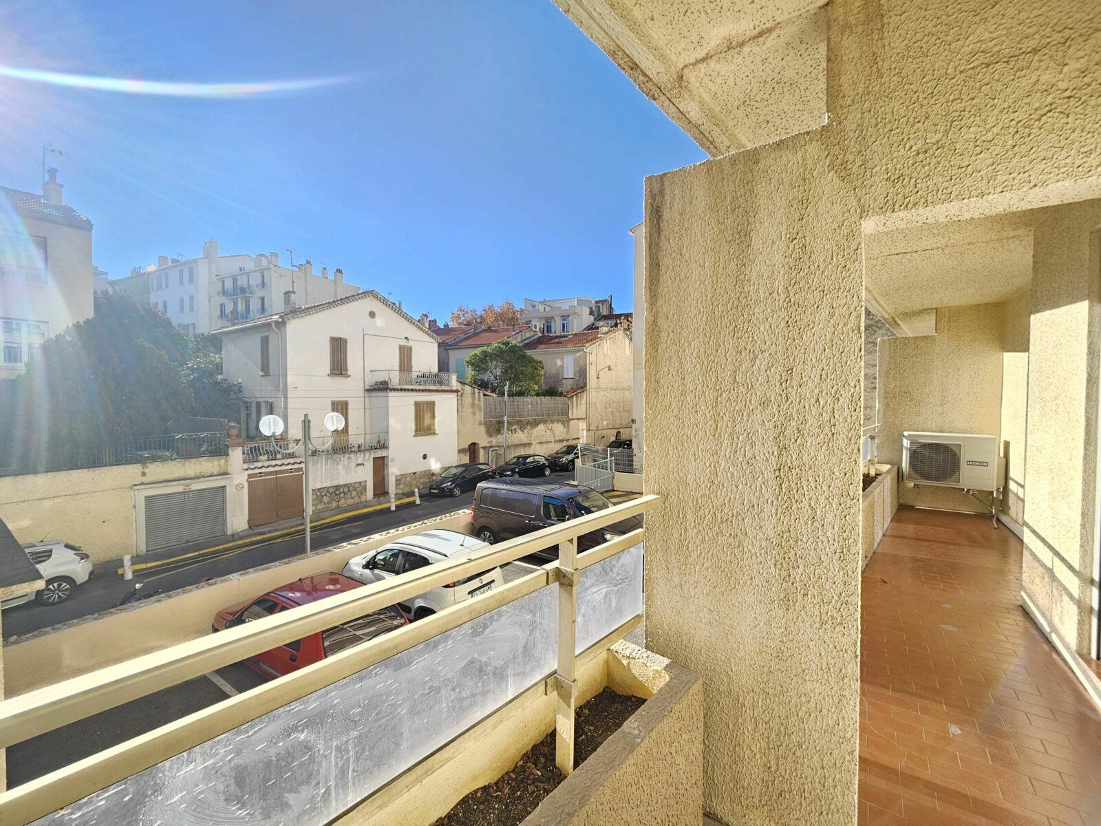 Appartement à vendre 2 54.45m2 à Toulon vignette-2