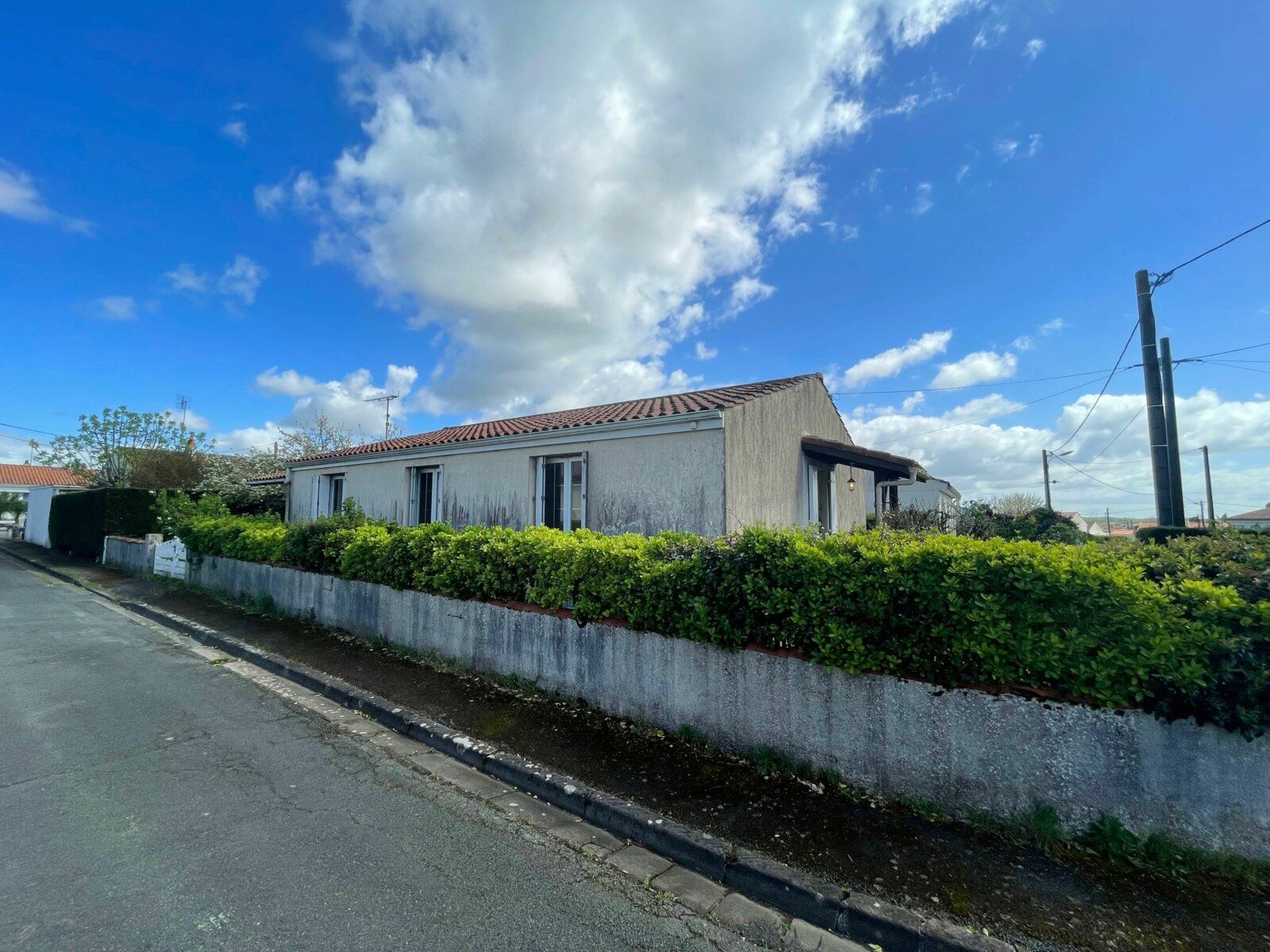Maison à vendre 4 m2 à Tonnay-Charente vignette-1