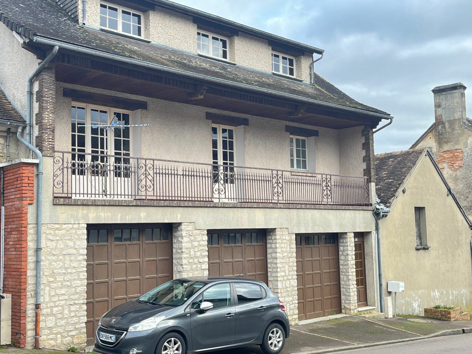 Maison à vendre 5 115m2 à Neufchâtel-en-Saosnois vignette-1