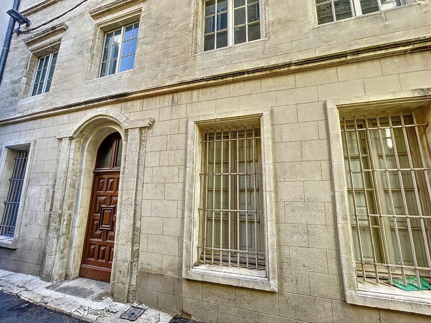 Appartement à vendre 3 70m2 à Avignon vignette-1