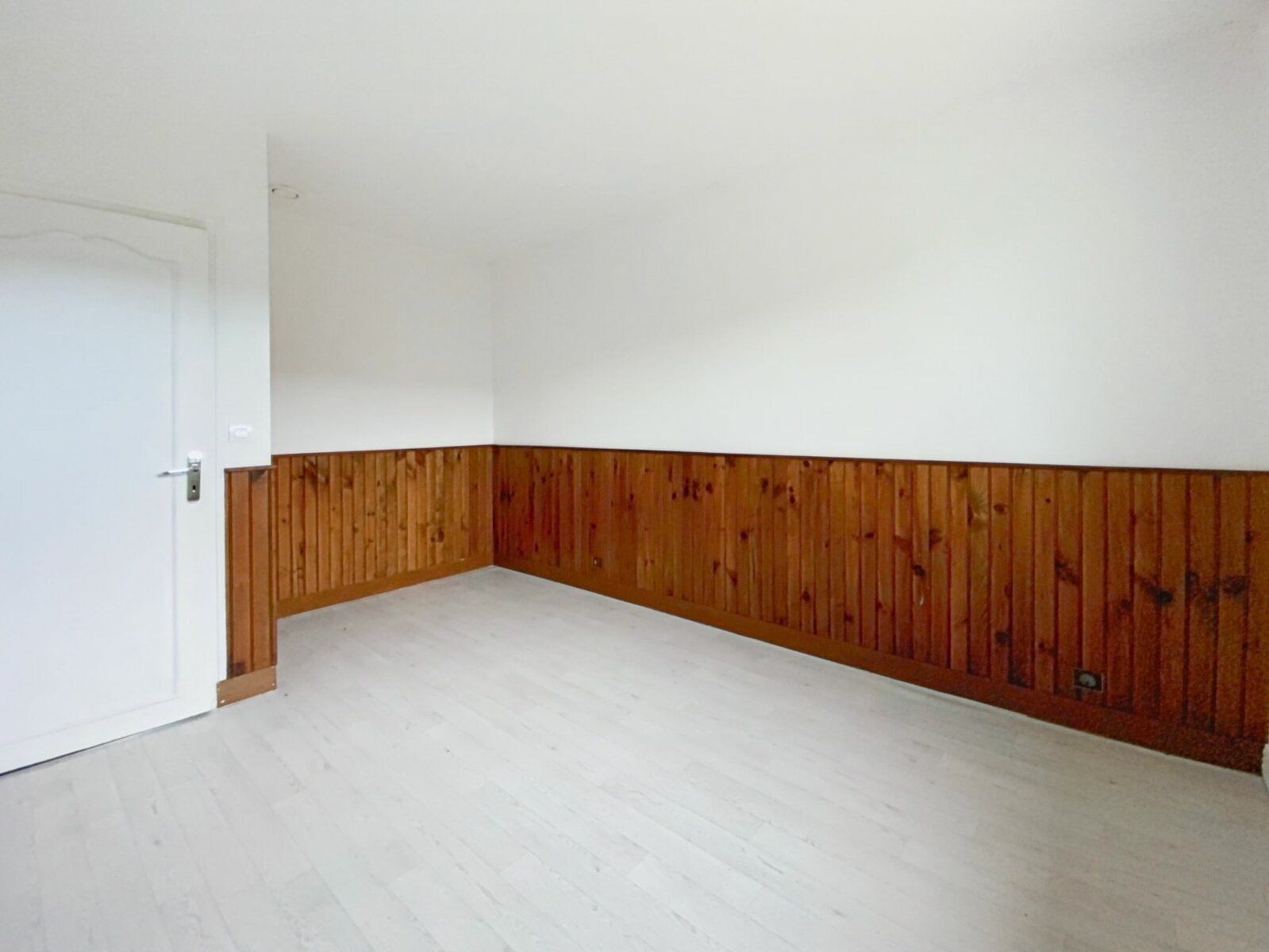 Maison à vendre 4 m2 à Prunay-le-Gillon vignette-5