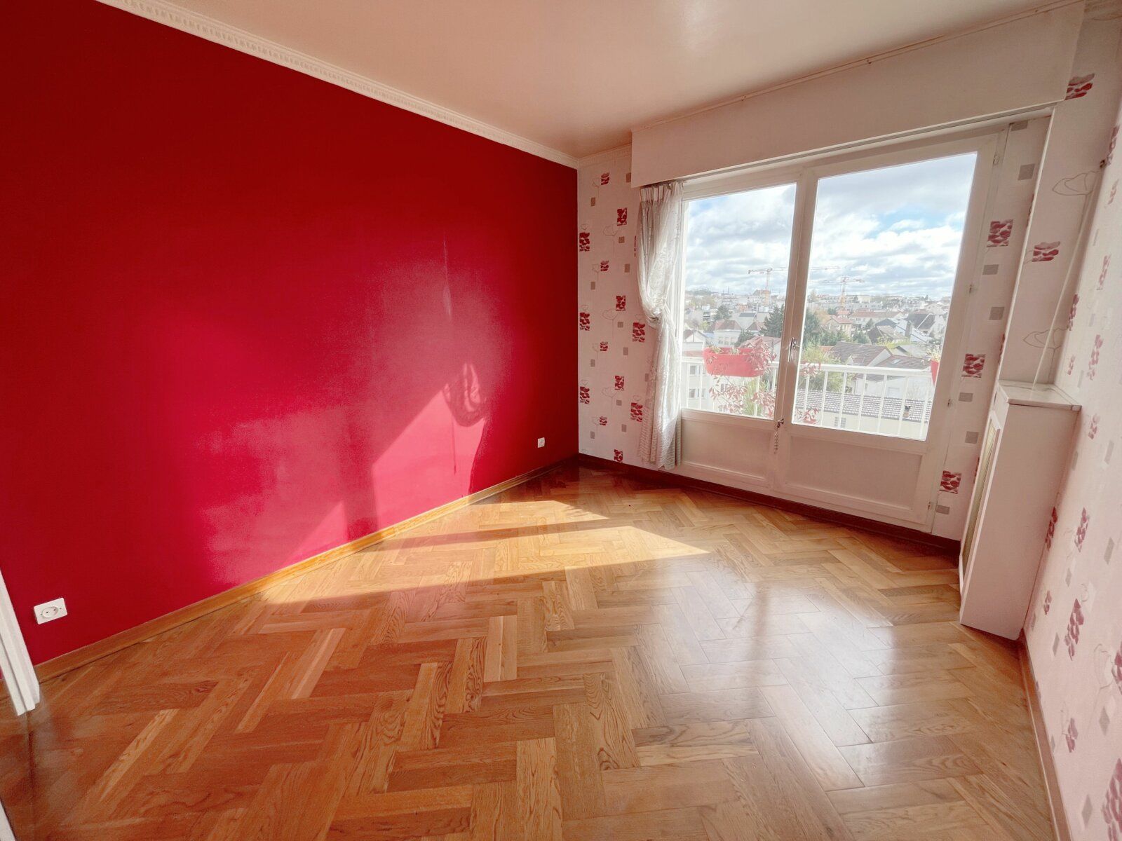 Appartement à vendre 4 77.3m2 à Rosny-sous-Bois vignette-5