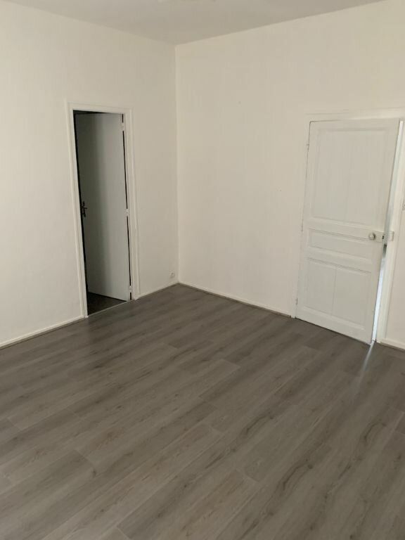 Appartement à louer 2 34m2 à Limoges vignette-6