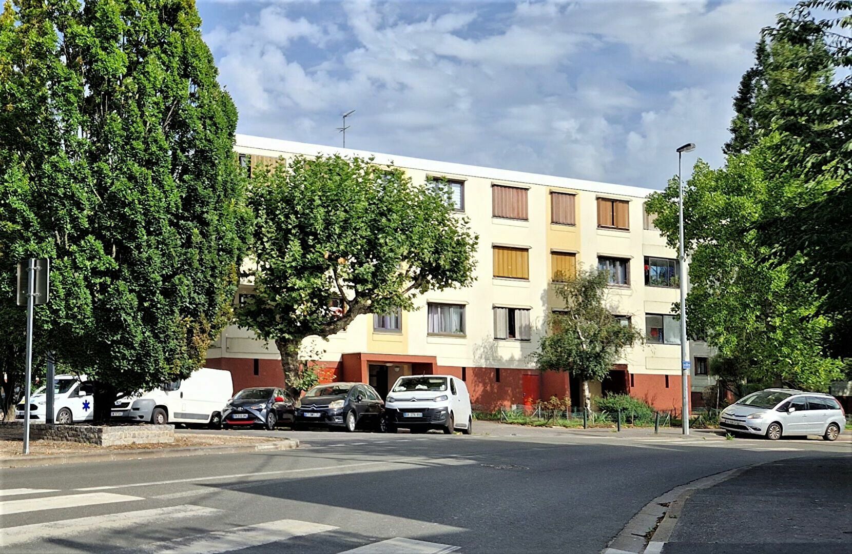 Appartement à vendre 3 58m2 à Neuilly-sur-Marne vignette-3