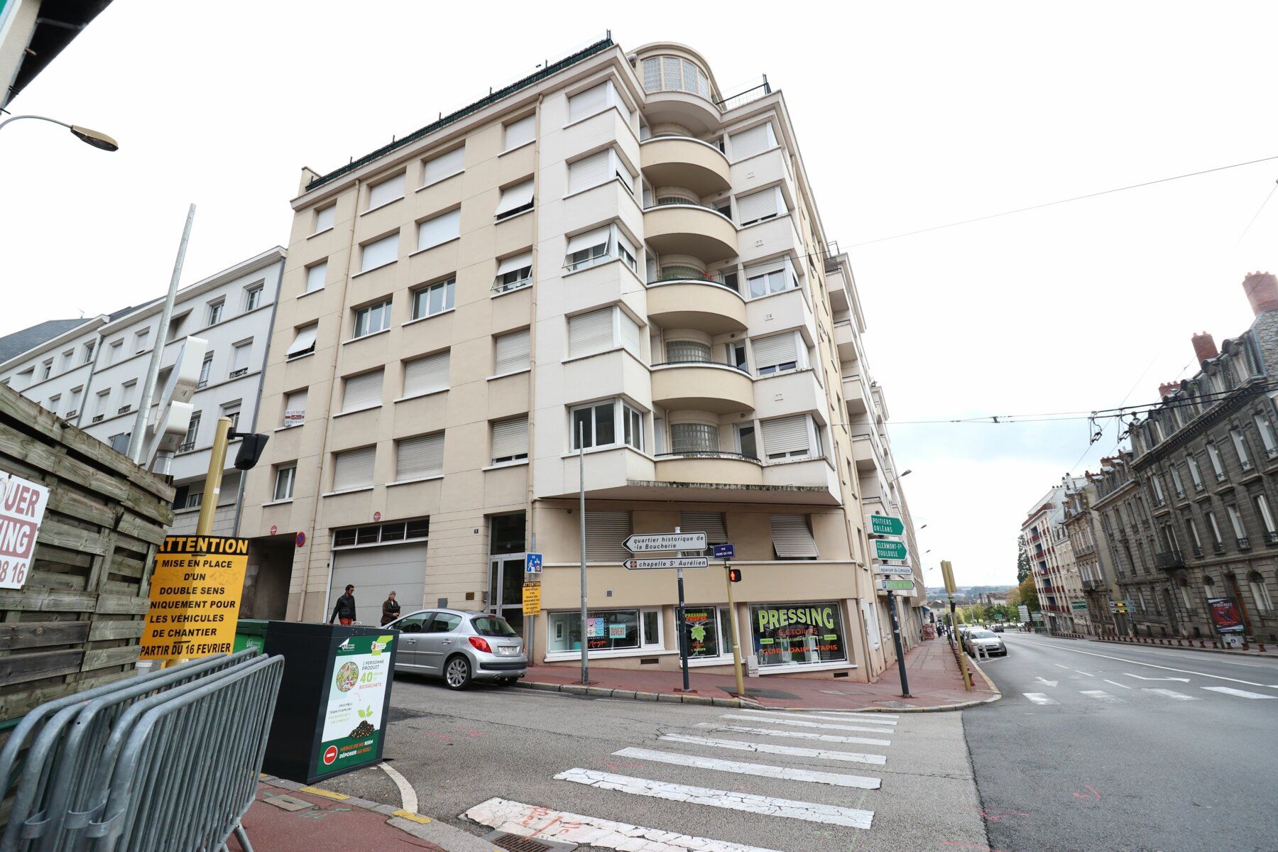 Appartement à vendre 5 134.04m2 à Limoges vignette-1