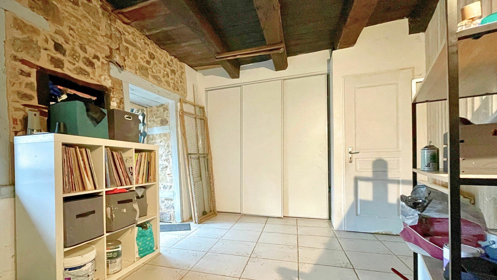 Maison à vendre 4 m2 à Saint-Léonard-de-Noblat vignette-8