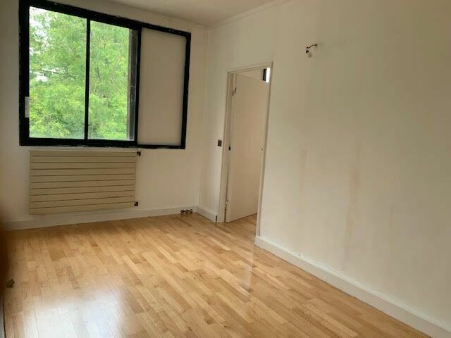 Appartement à vendre 3 0m2 à Saint-Cloud vignette-4