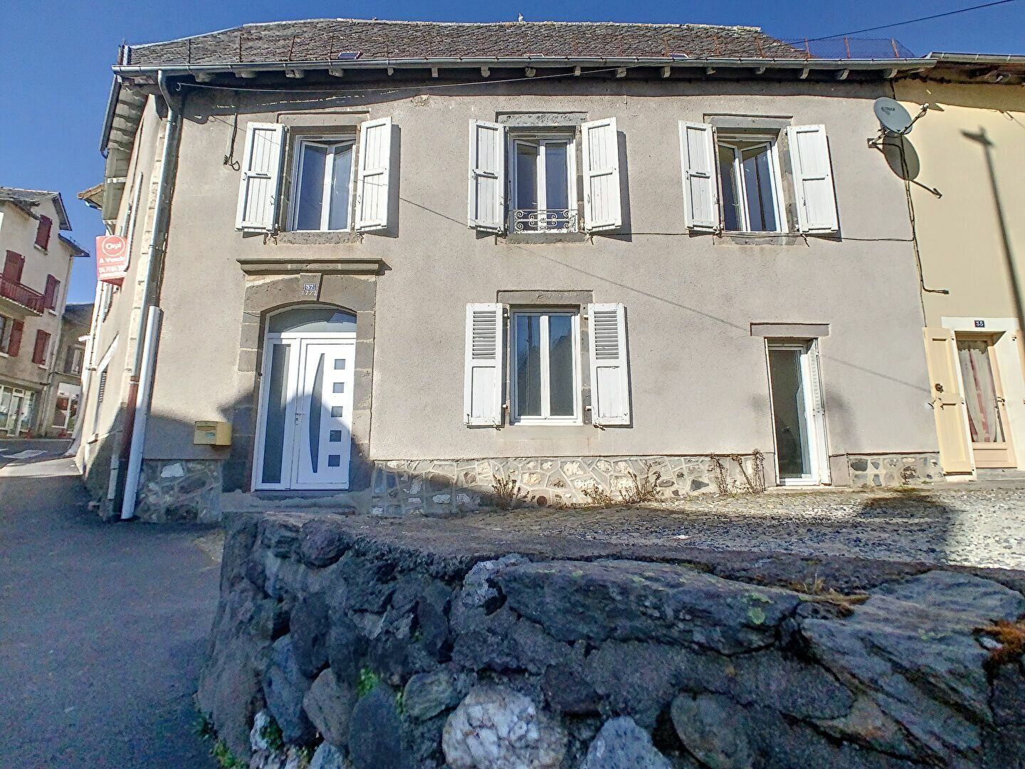 Maison à vendre 5 m2 à Arpajon-sur-Cère vignette-13
