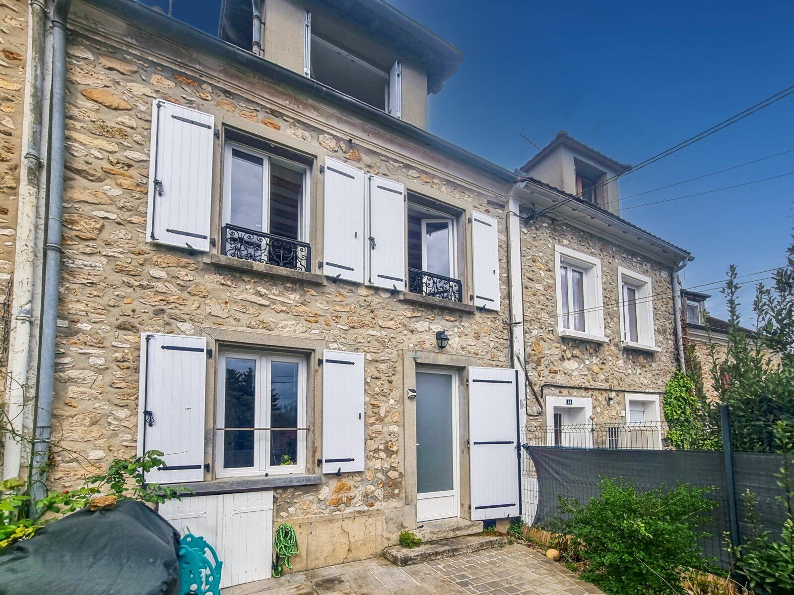 Maison à vendre 3 m2 à Armentières-en-Brie vignette-2