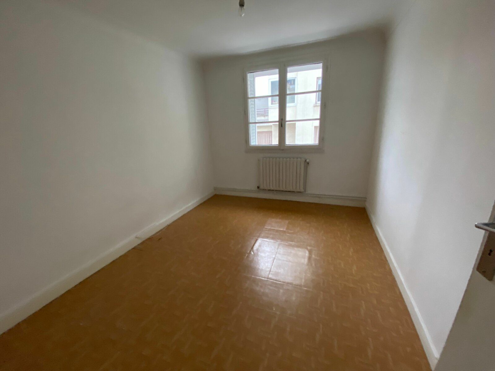Appartement à vendre 4 73m2 à Grenoble vignette-3