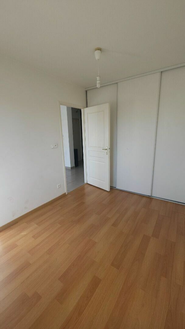 Appartement à vendre 2 39m2 à Chennevières-sur-Marne vignette-2