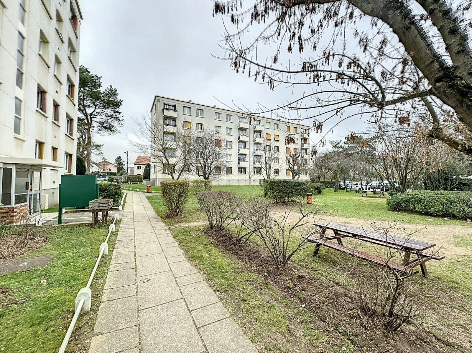 Appartement à louer 4 63.36m2 à Champigny-sur-Marne vignette-13