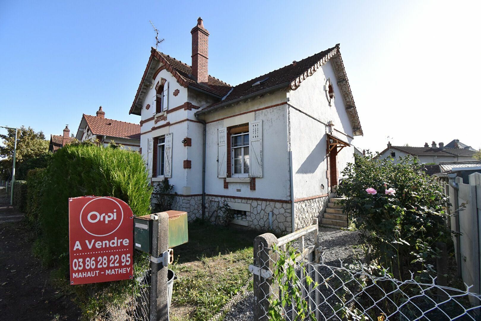 Maison à vendre 6 m2 à Cosne-Cours-sur-Loire vignette-1