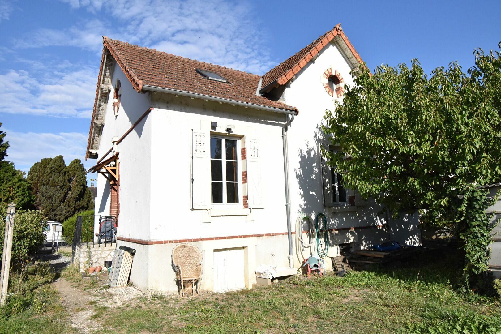 Maison à vendre 6 98m2 à Cosne-Cours-sur-Loire vignette-2