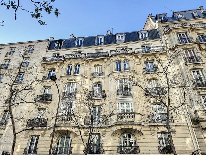 Appartement à vendre 1 53m2 à Paris 15 vignette-1