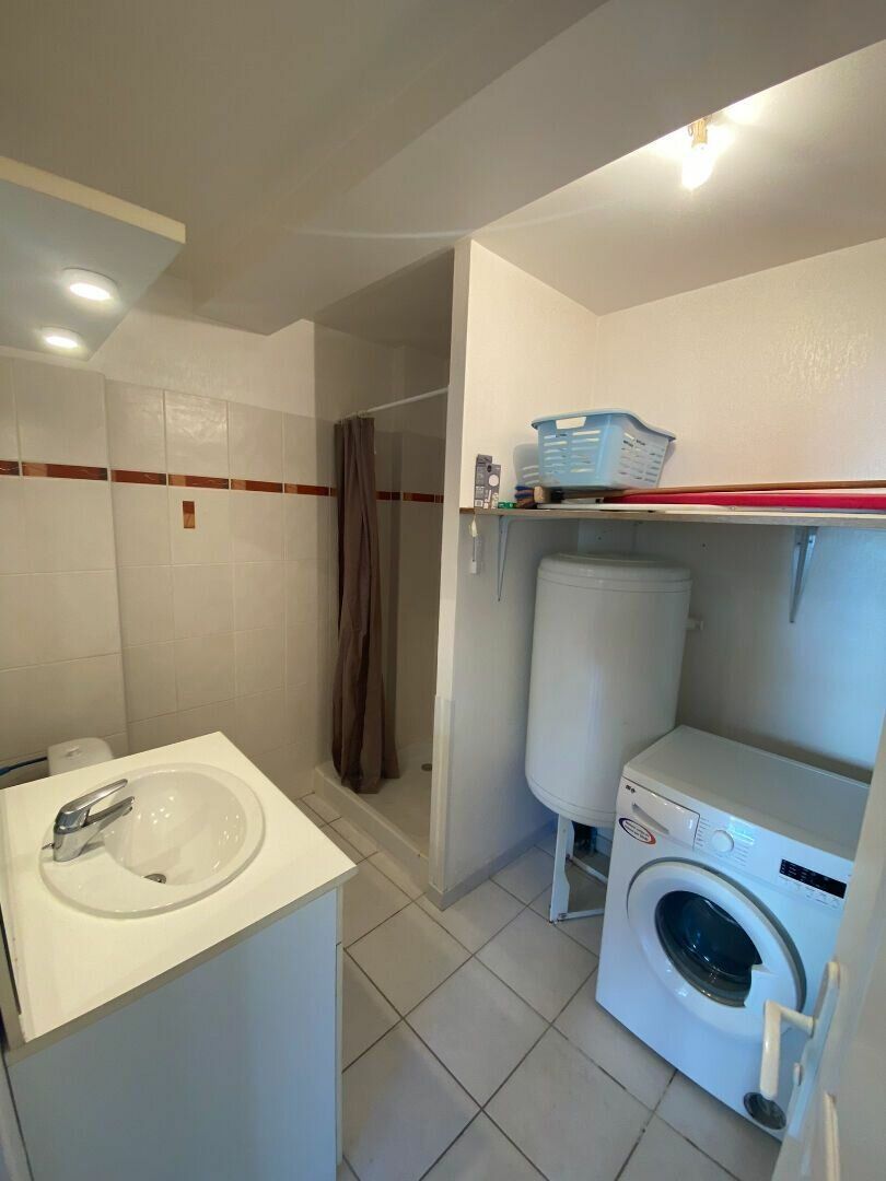 Appartement à vendre 1 28.5m2 à La Rochelle vignette-5