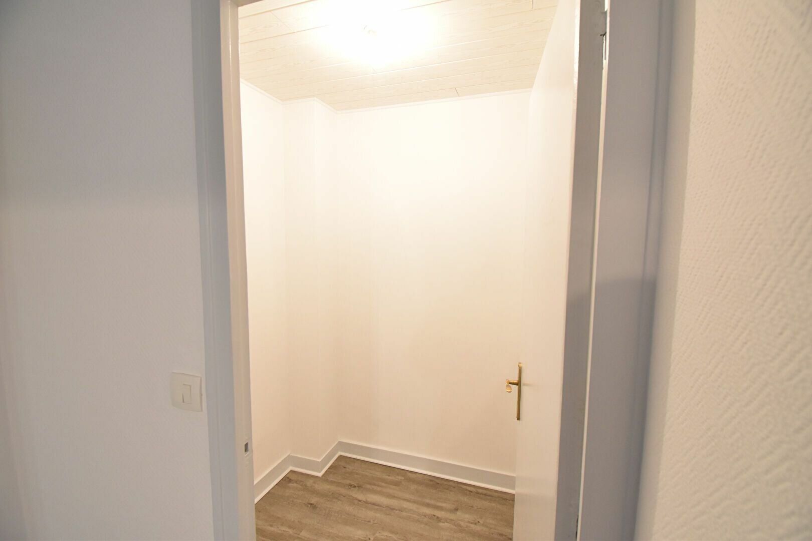 Appartement à vendre 1 31m2 à Cosne-Cours-sur-Loire vignette-6