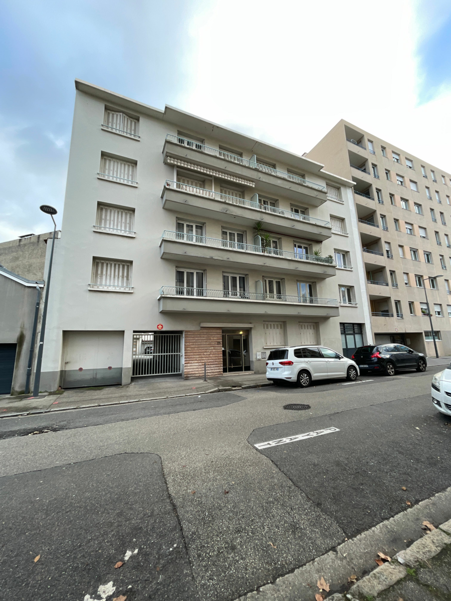 Appartement à vendre 2 48.04m2 à Villeurbanne vignette-7