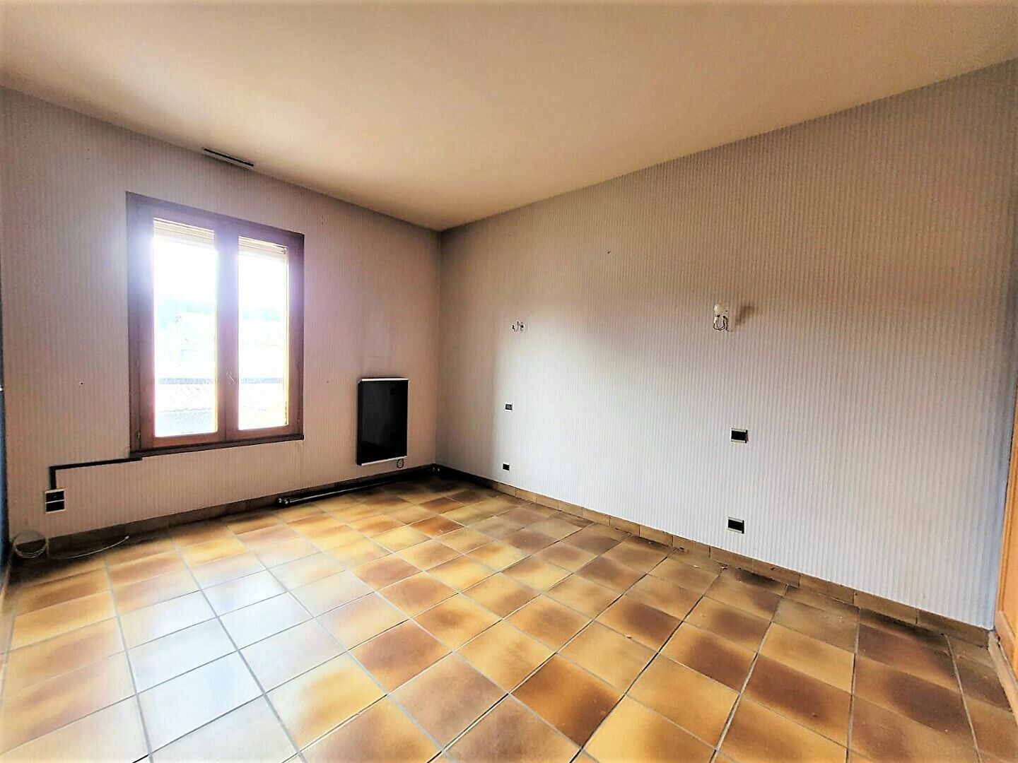 Maison à vendre 5 m2 à Château-Arnoux-Saint-Auban vignette-16