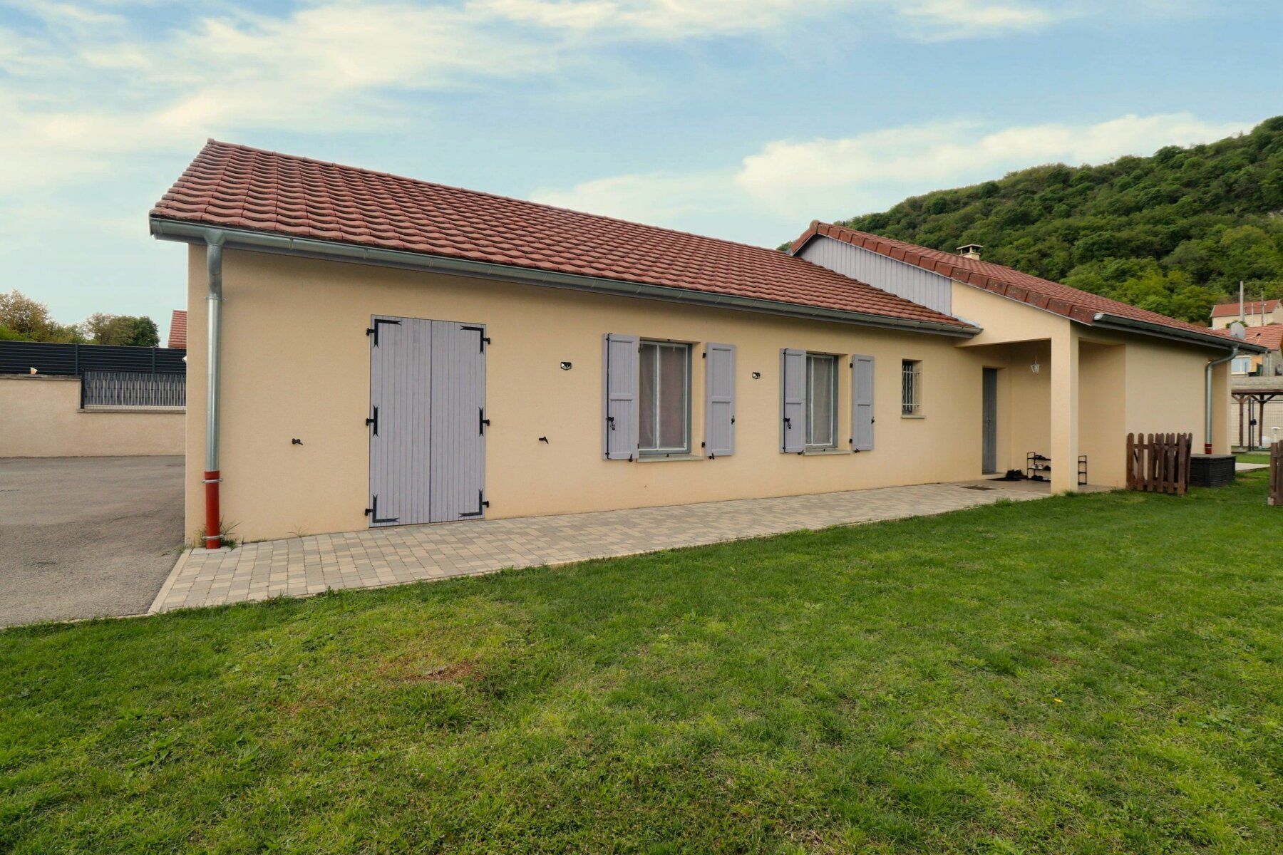 Maison à vendre 6 128m2 à Hières-sur-Amby vignette-10