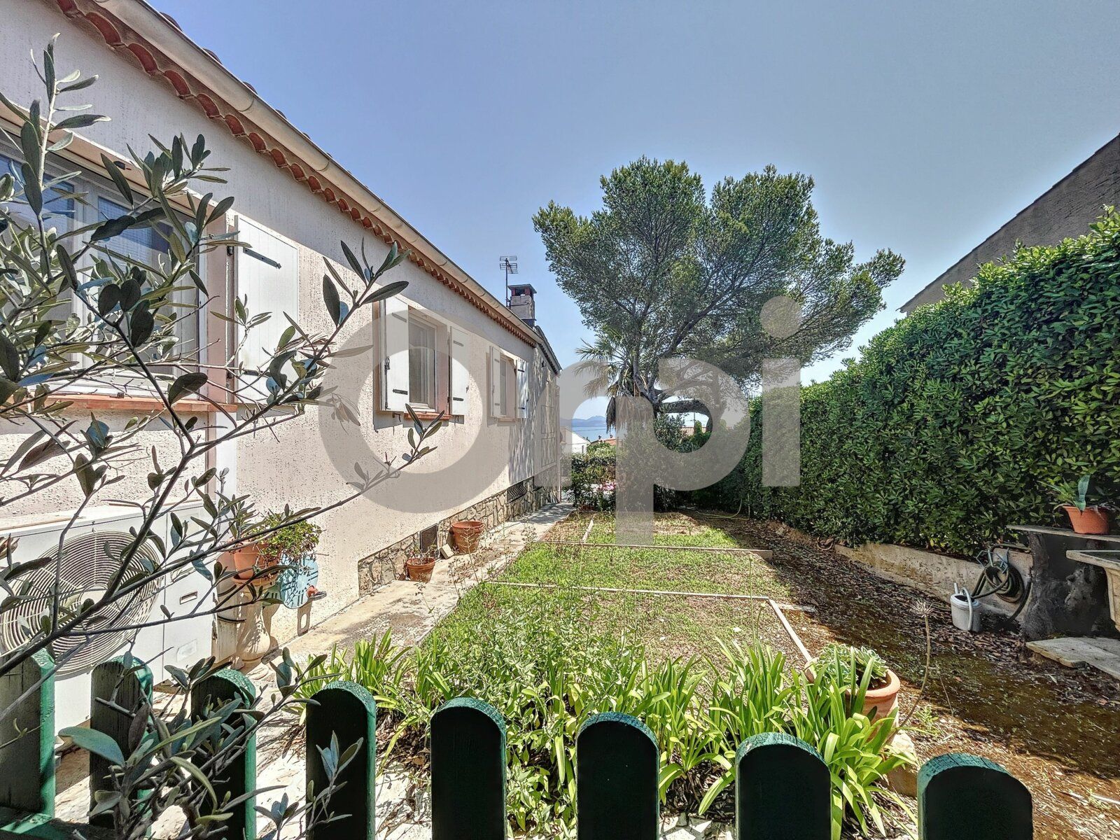 Maison à vendre 5 162m2 à Les Issambres - Roquebrune-sur-Argens vignette-12