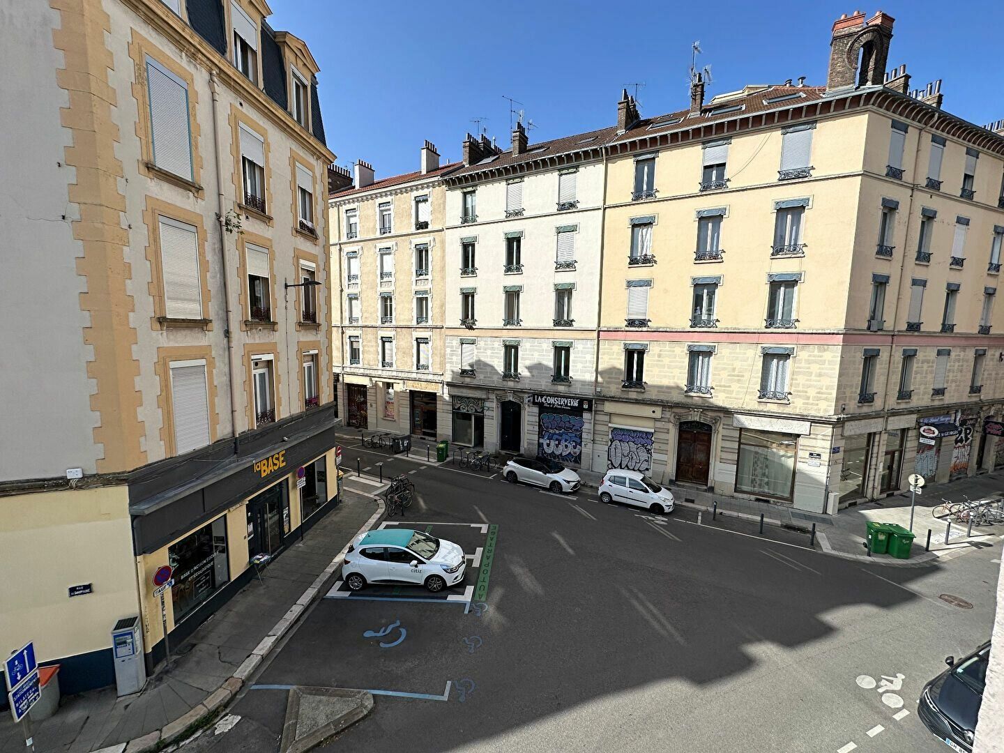 Appartement à vendre 1 27m2 à Grenoble vignette-2