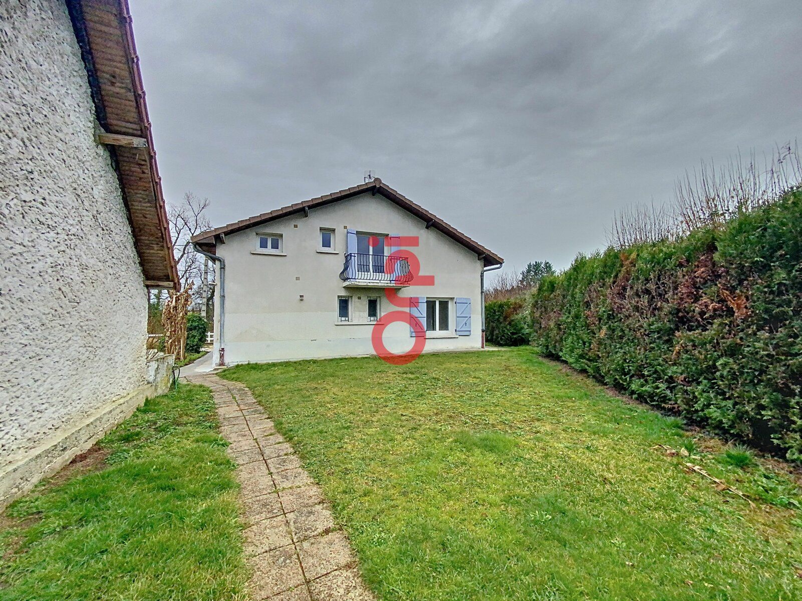 Maison à vendre 6 110.91m2 à Saint-Rémy-en-Rollat vignette-16
