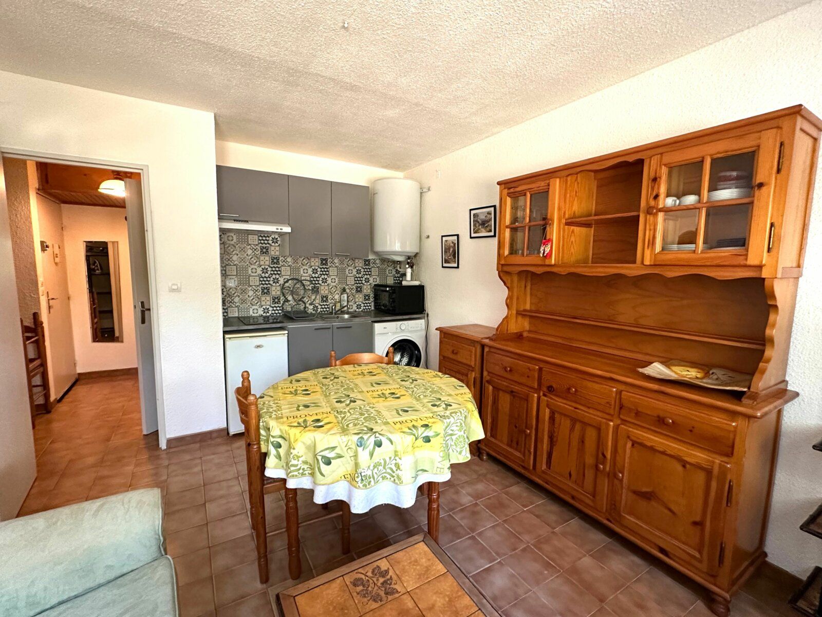 Appartement à louer 2 32.51m2 à Saint-Mandrier-sur-Mer vignette-2
