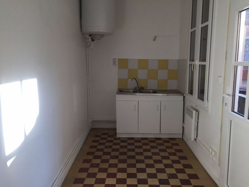 Appartement à vendre 1 23.39m2 à La Ferté-Saint-Aubin vignette-4