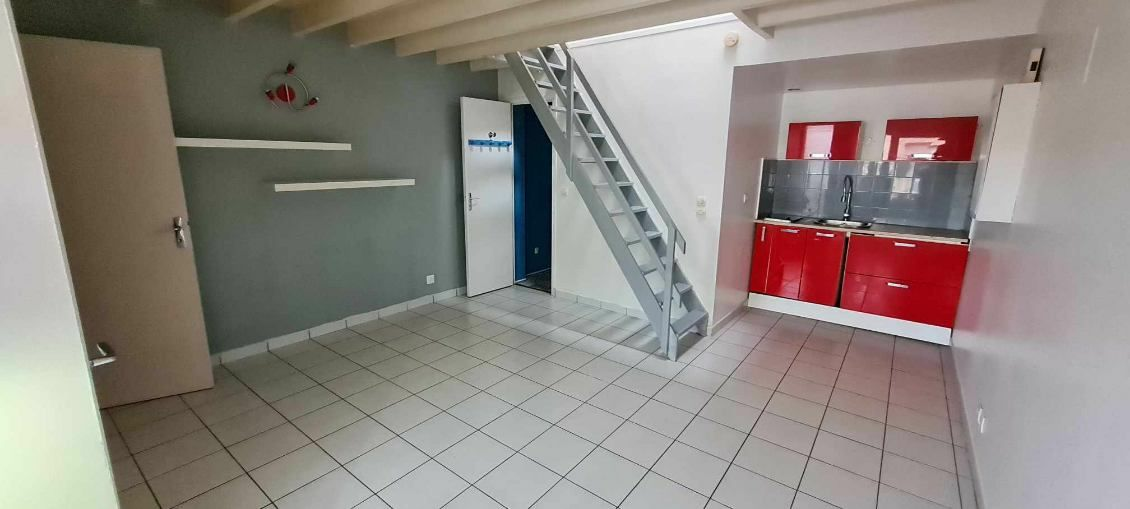 Appartement à vendre 2 35.65m2 à Reims vignette-2