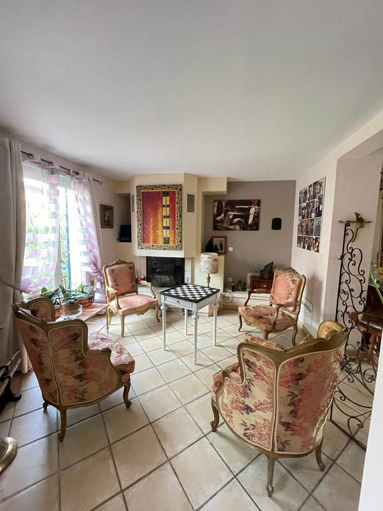Maison à vendre 9 254.99m2 à Saint-Germain-lès-Corbeil vignette-11