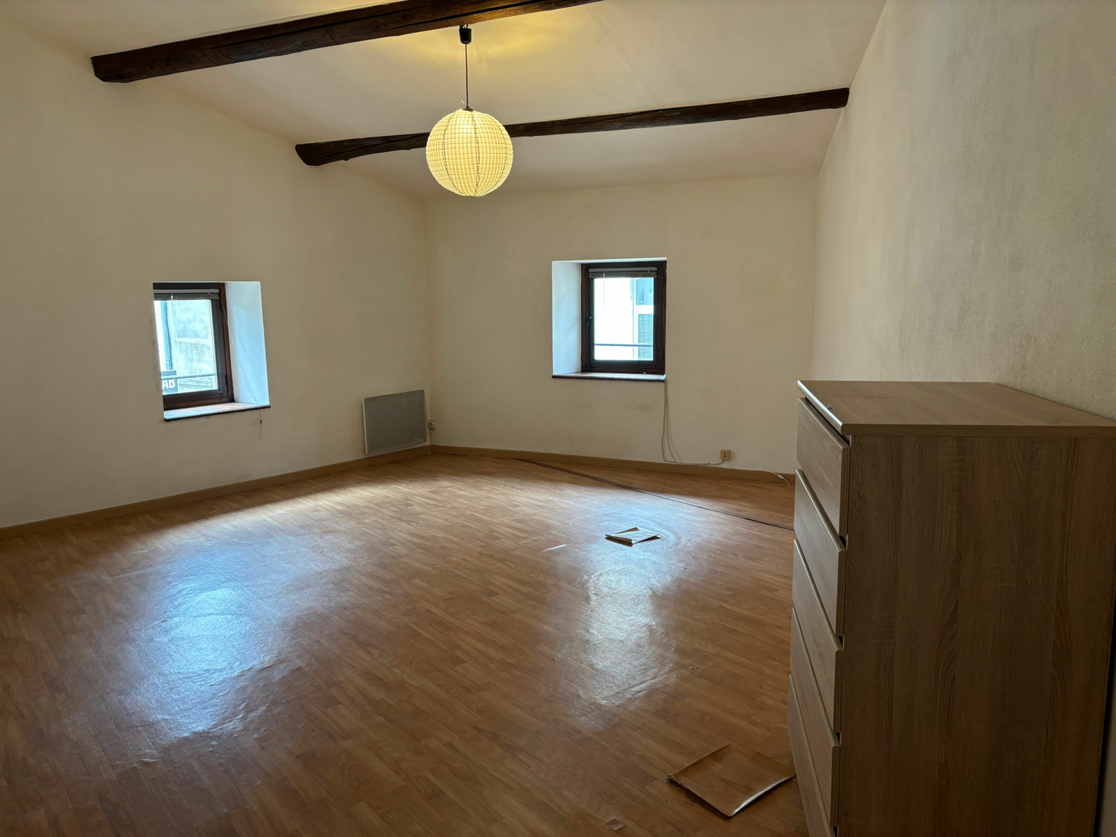 Appartement à louer 2 60m2 à Saint-Paul-Trois-Châteaux vignette-3