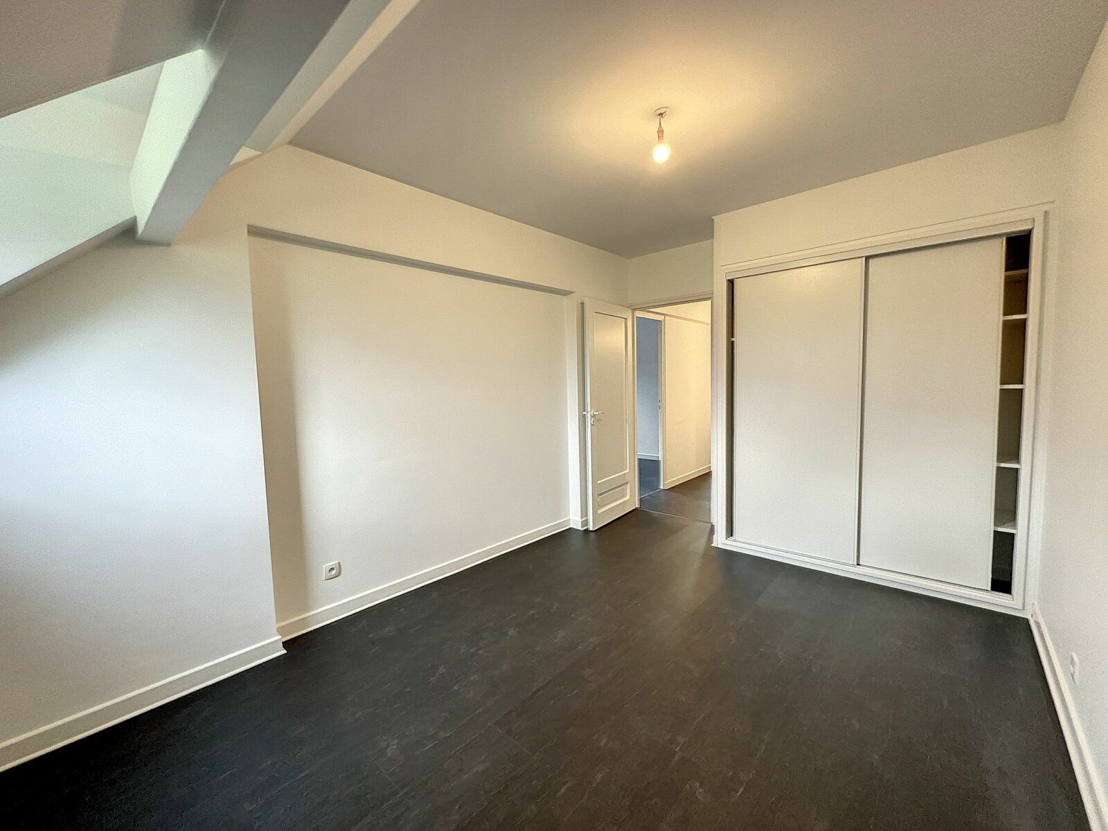 Appartement à vendre 4 m2 à Gilly-sur-Isère vignette-7