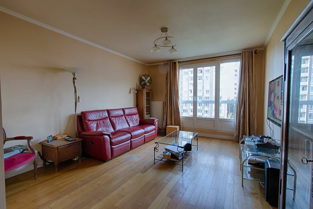 Appartement à vendre 4 71m2 à Neuilly-sur-Marne vignette-5