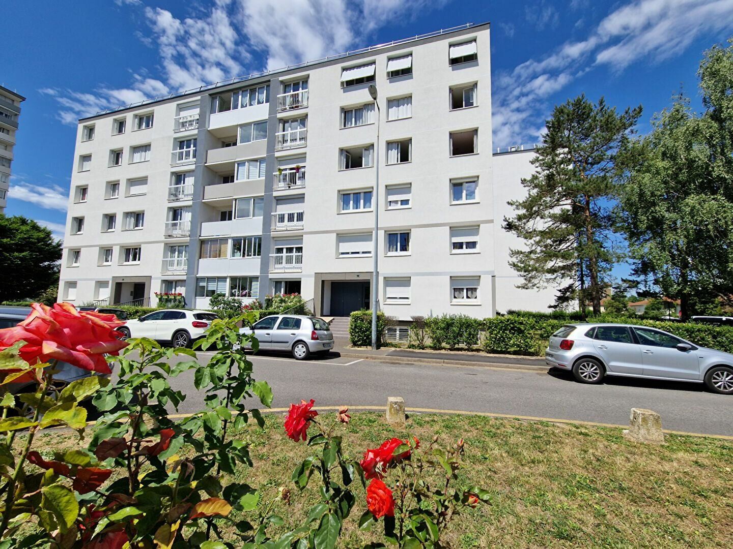 Appartement à vendre 4 71m2 à Neuilly-sur-Marne vignette-1