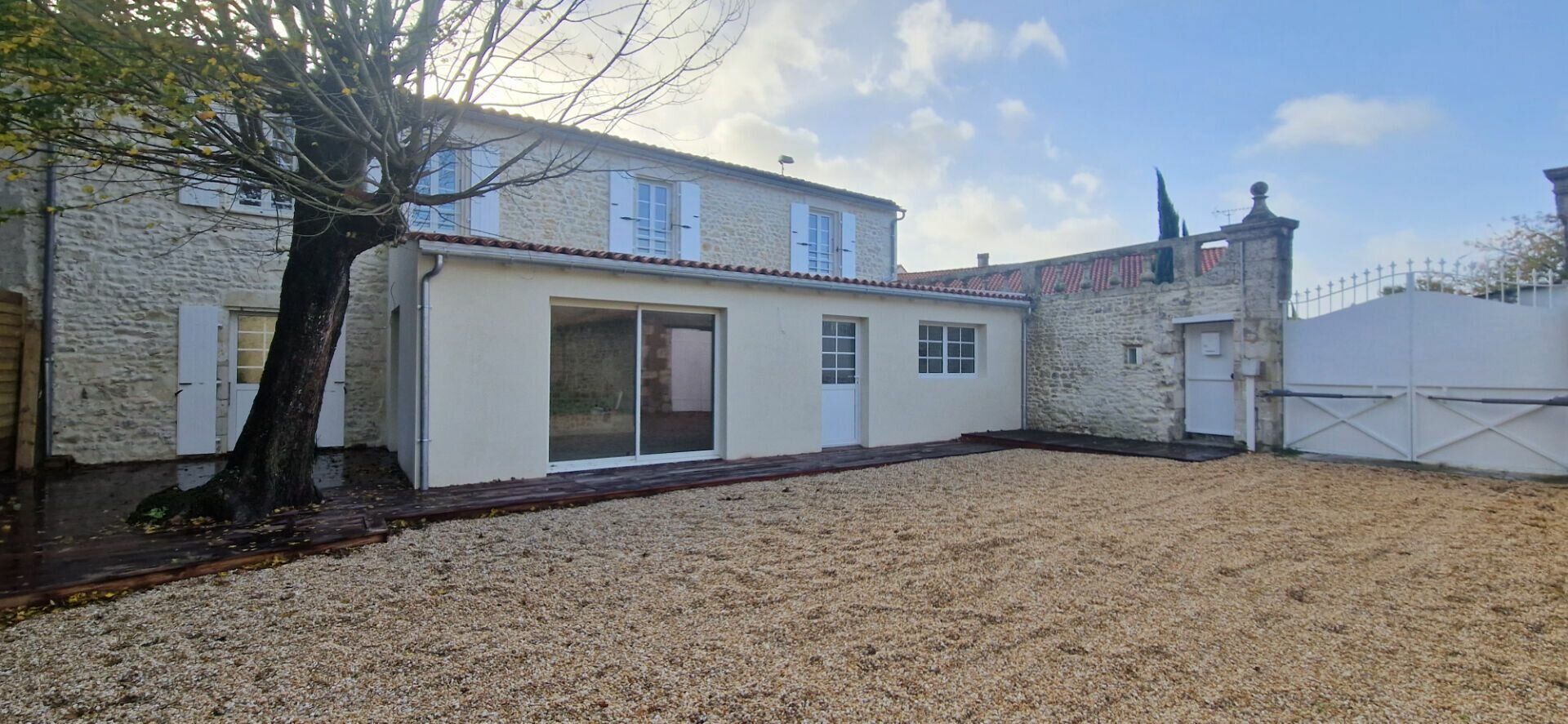 Maison à vendre 5 170m2 à Périgny vignette-3