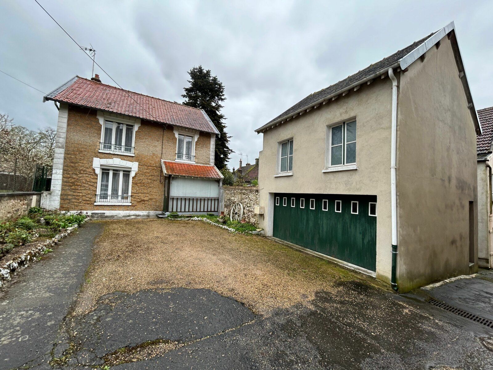 Maison à vendre 5 105m2 à Jouy-sur-Morin vignette-1