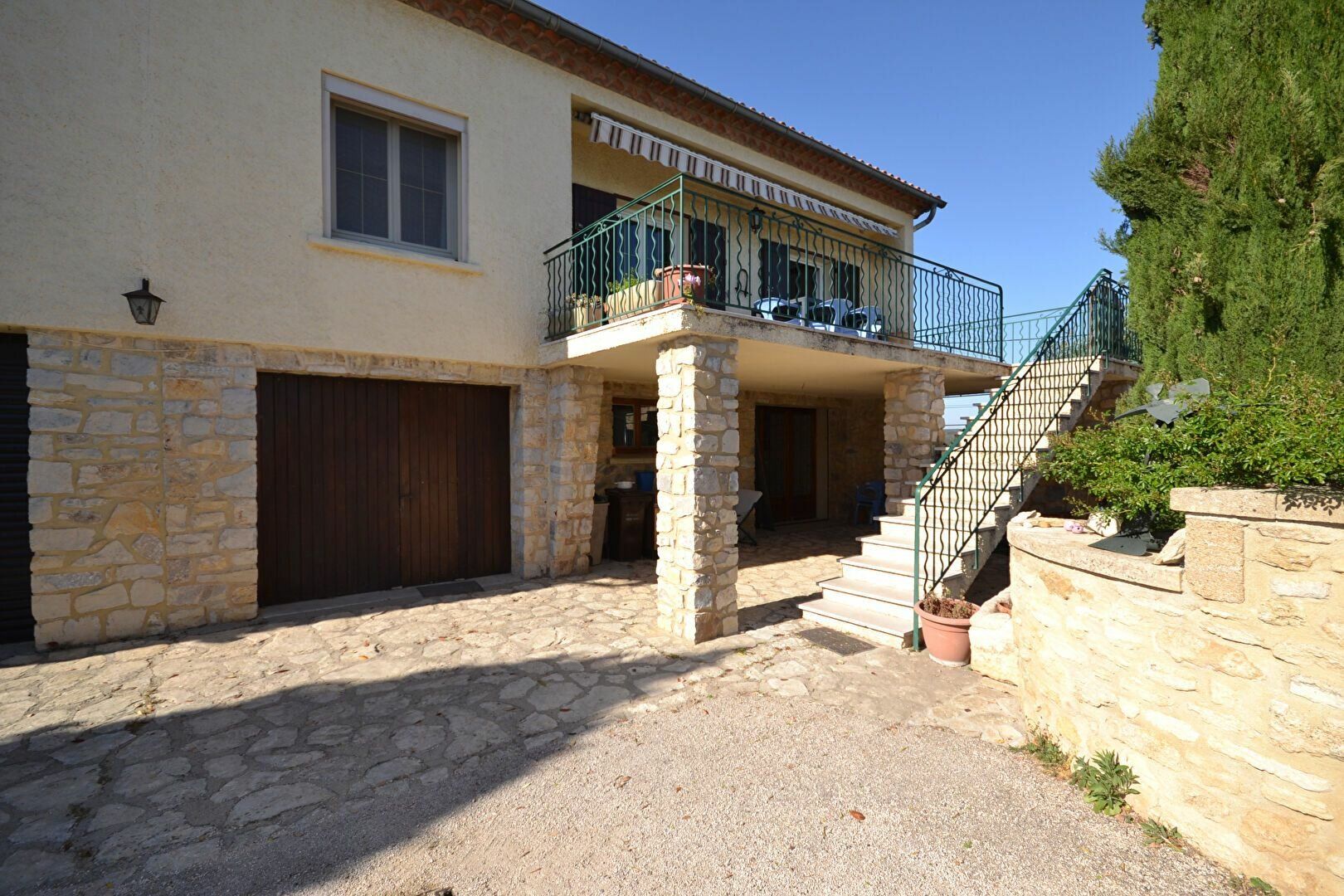 Maison à vendre 4 125m2 à Castillon-du-Gard vignette-10