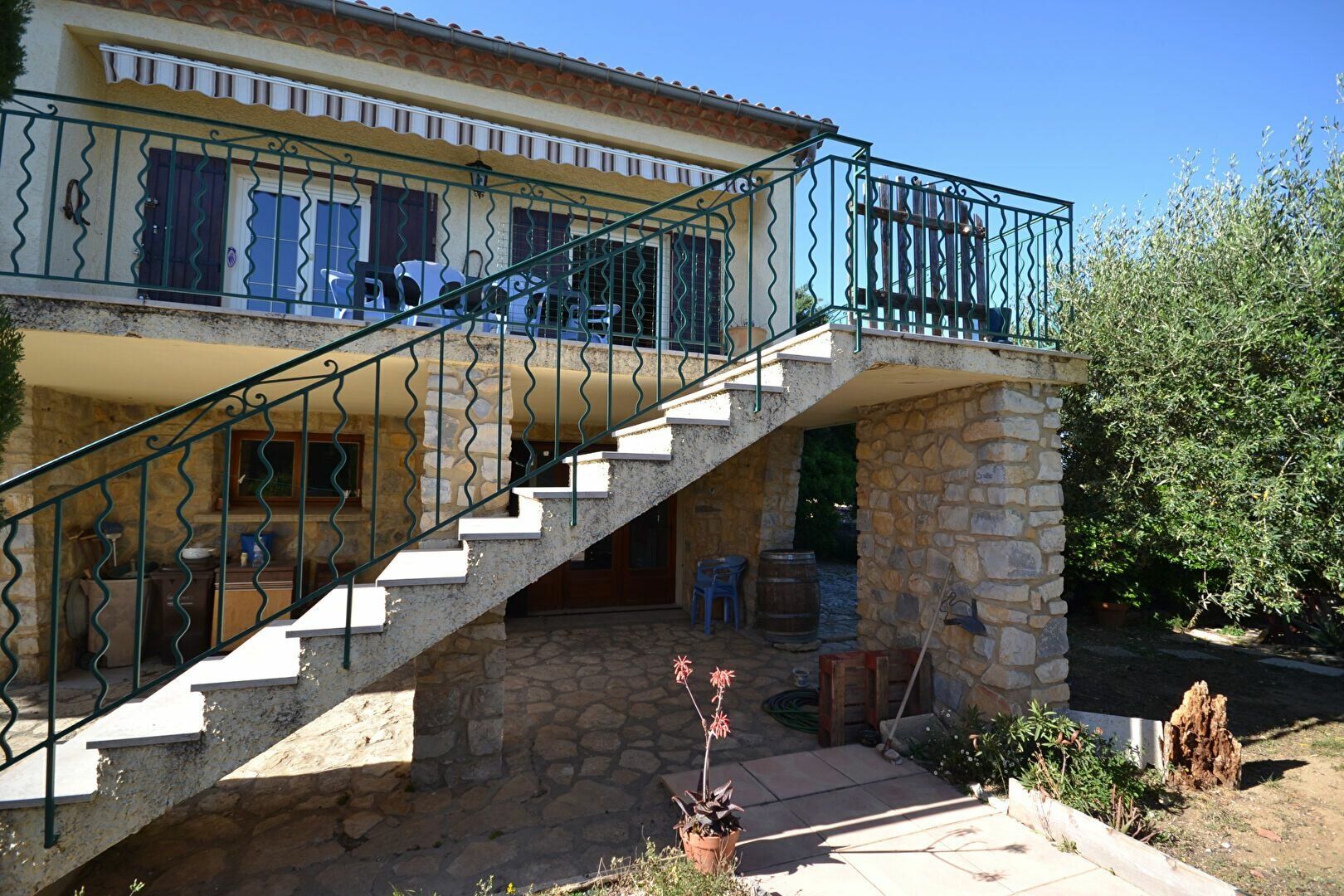 Maison à vendre 4 125m2 à Castillon-du-Gard vignette-9
