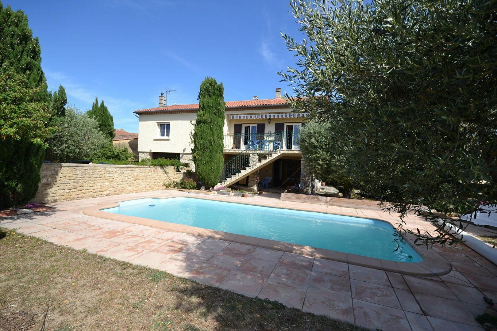Maison à vendre 4 125m2 à Castillon-du-Gard vignette-3