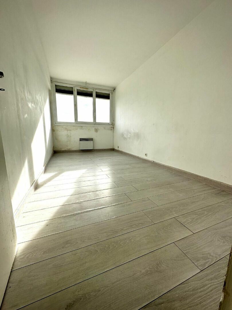 Appartement à vendre 3 63.19m2 à Vitry-sur-Seine vignette-3