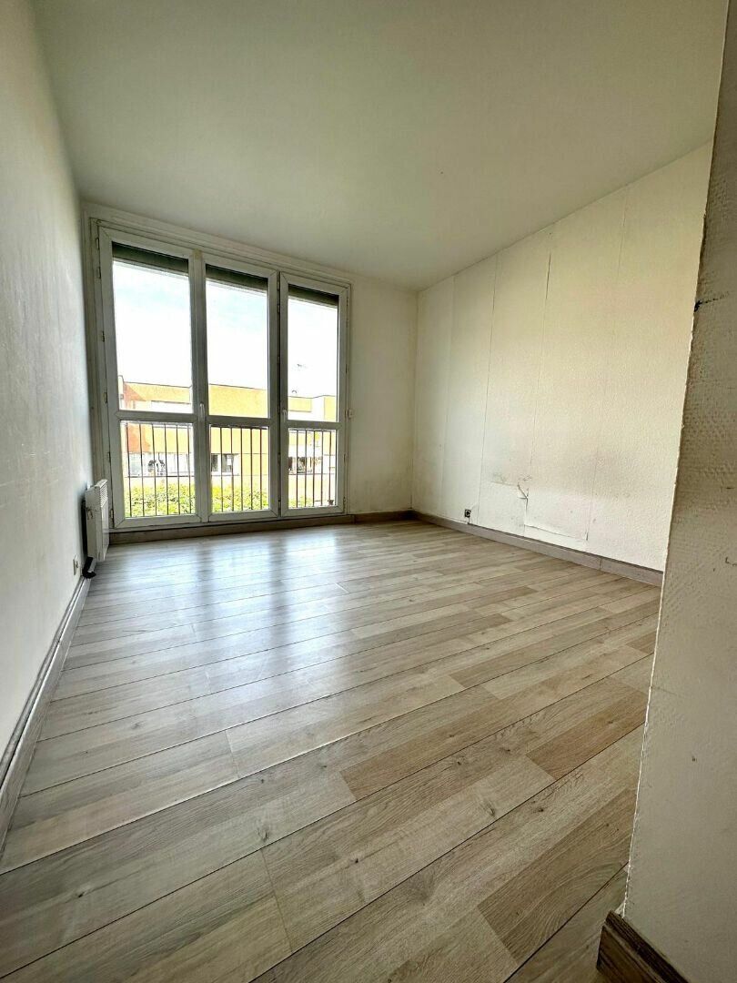 Appartement à vendre 3 63.14m2 à Vitry-sur-Seine vignette-4