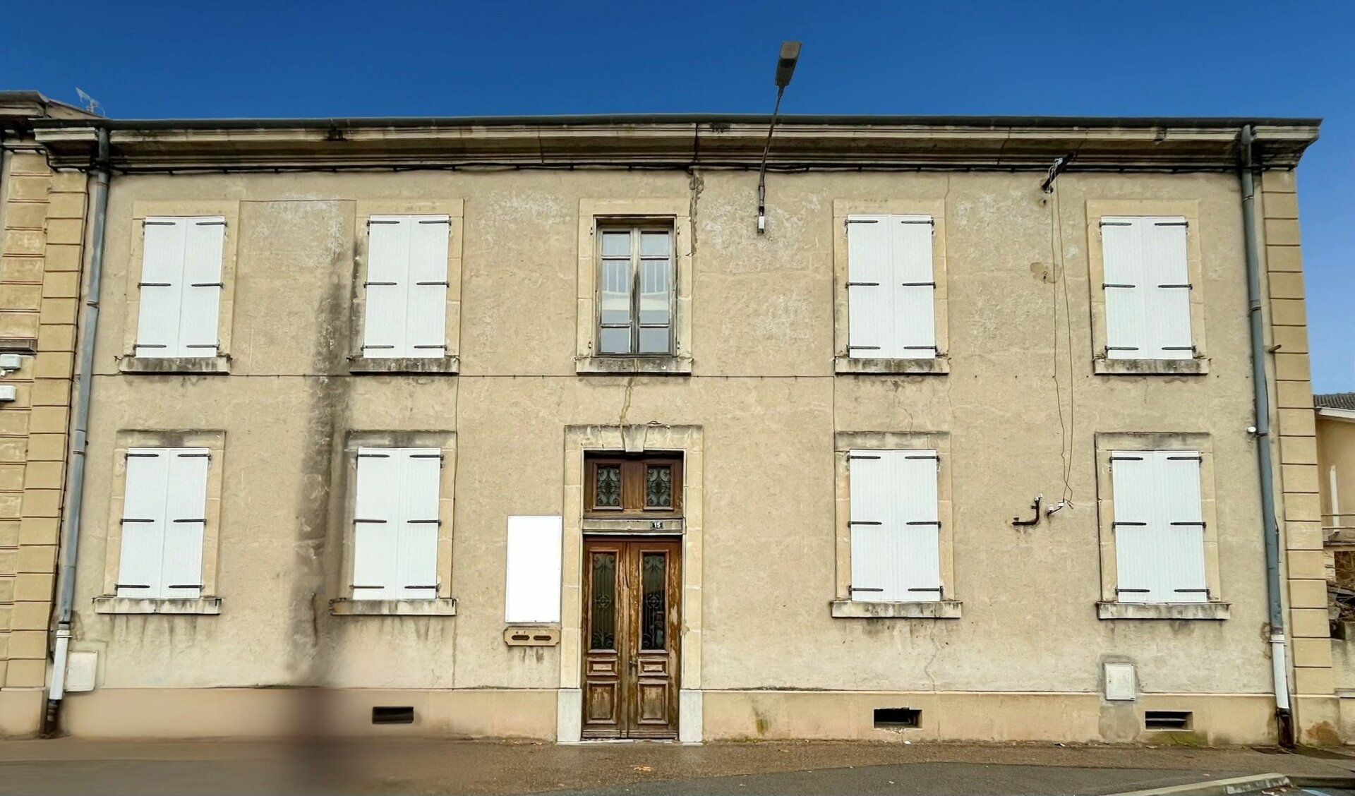 Immeuble à vendre 1 m2 à Tournon-sur-Rhône vignette-1
