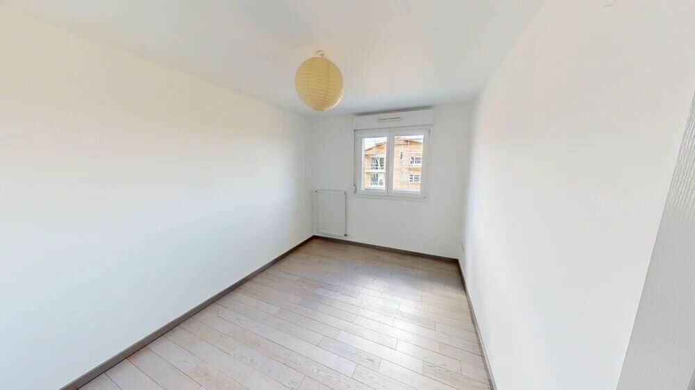 Appartement à vendre 3 m2 à Vitry-sur-Orne vignette-5