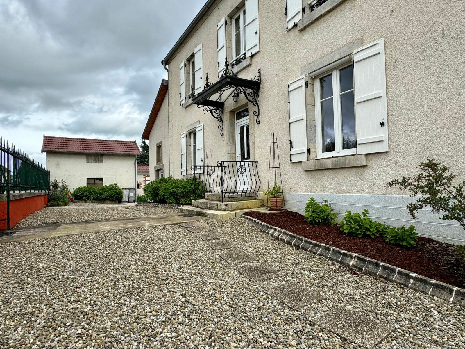 Maison à vendre 5 m2 à Chassey-lès-Montbozon vignette-26