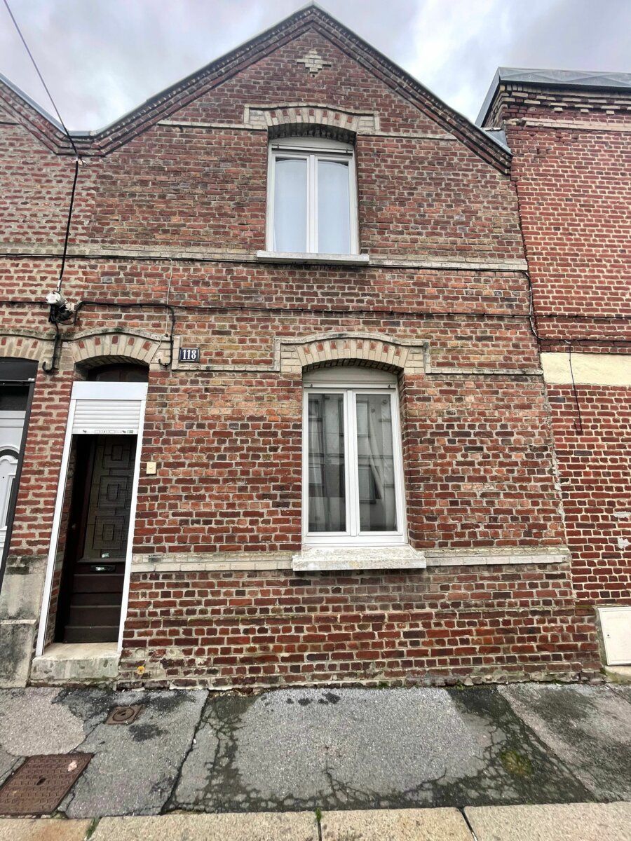 Maison à vendre 3 m2 à Saint-Quentin vignette-2