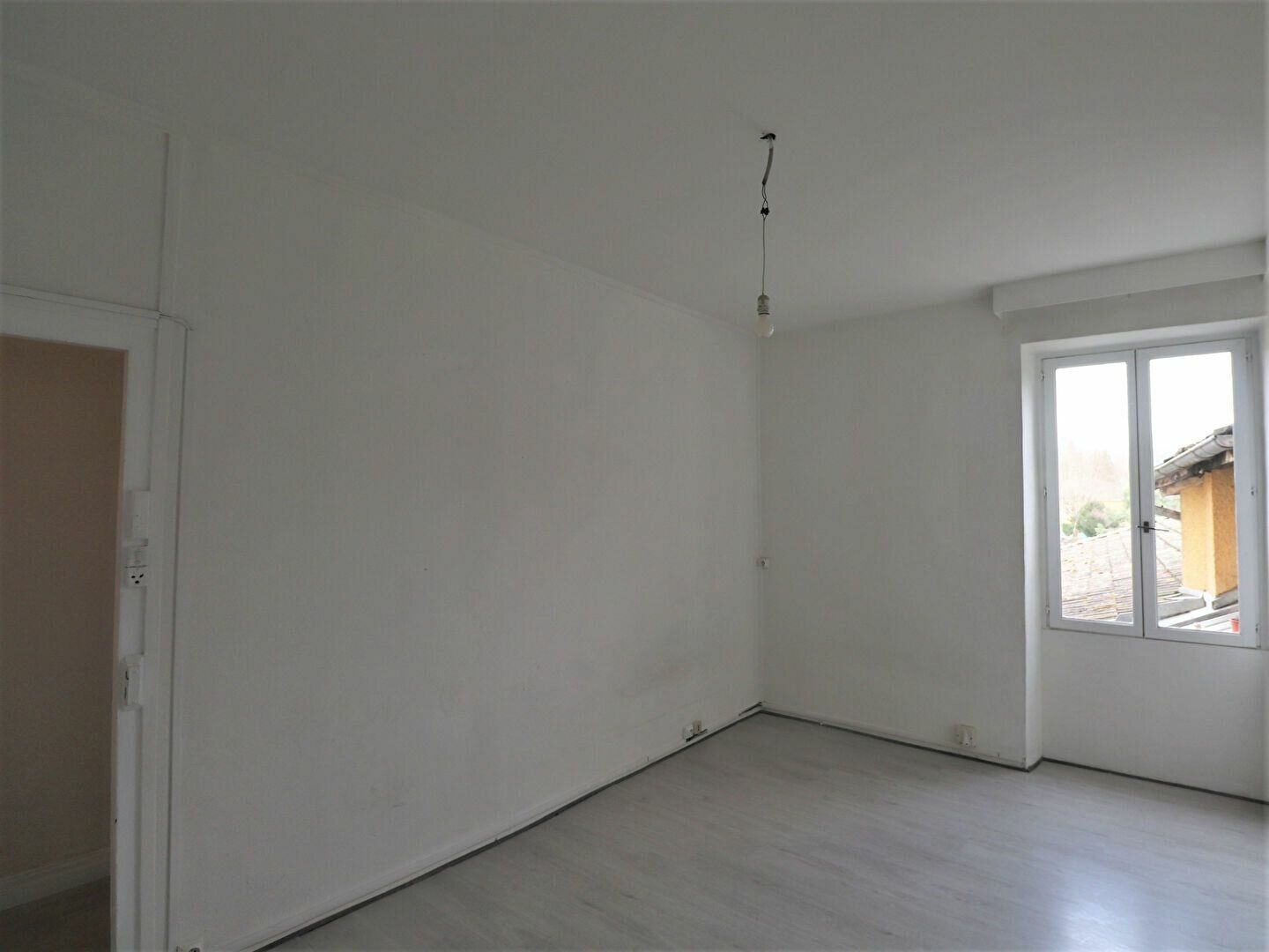 Appartement à vendre 3 65m2 à Morestel vignette-4