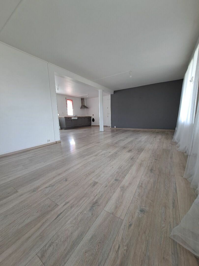 Appartement à vendre 3 95m2 à Saint-Quentin vignette-2